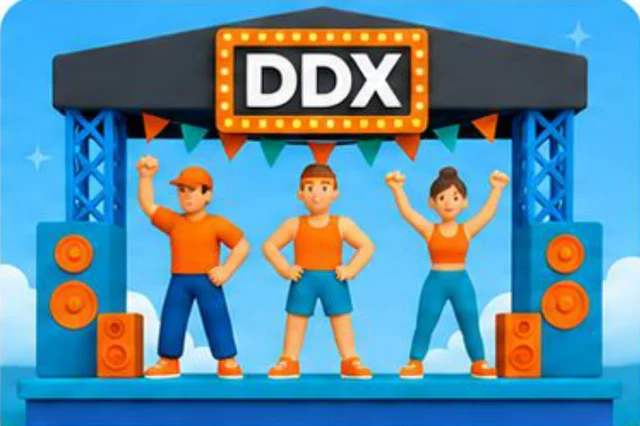 DDX Фестиваль: иллюстрация — три спортсмена на сцене под вывеской DDX